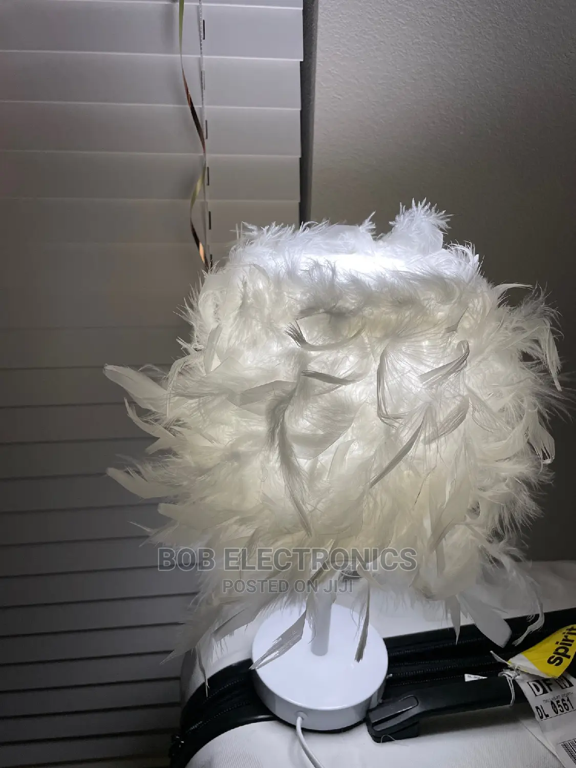 Modern Feather Bedside Lamp