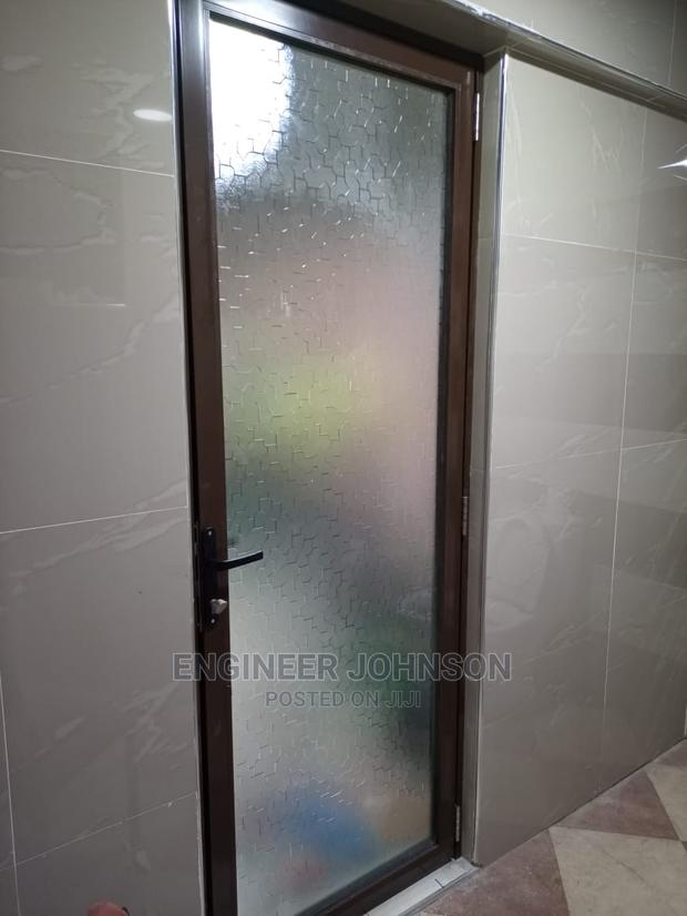 Bathroom Doors - thumbnail 3