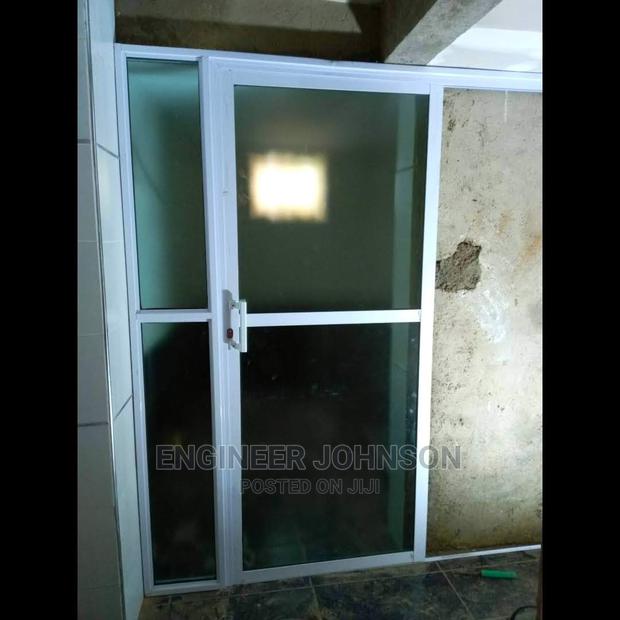 Bathroom Doors - thumbnail 10