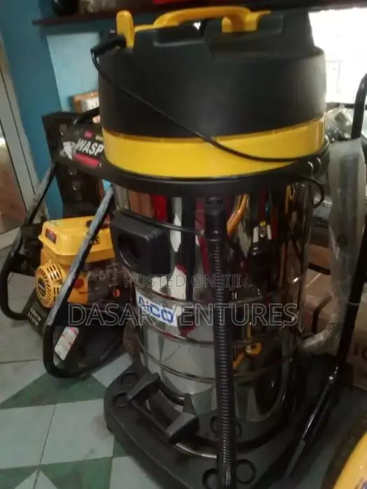Vacuum Cleaner 100l