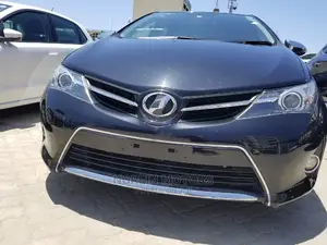 Toyota Auris 2015 Black