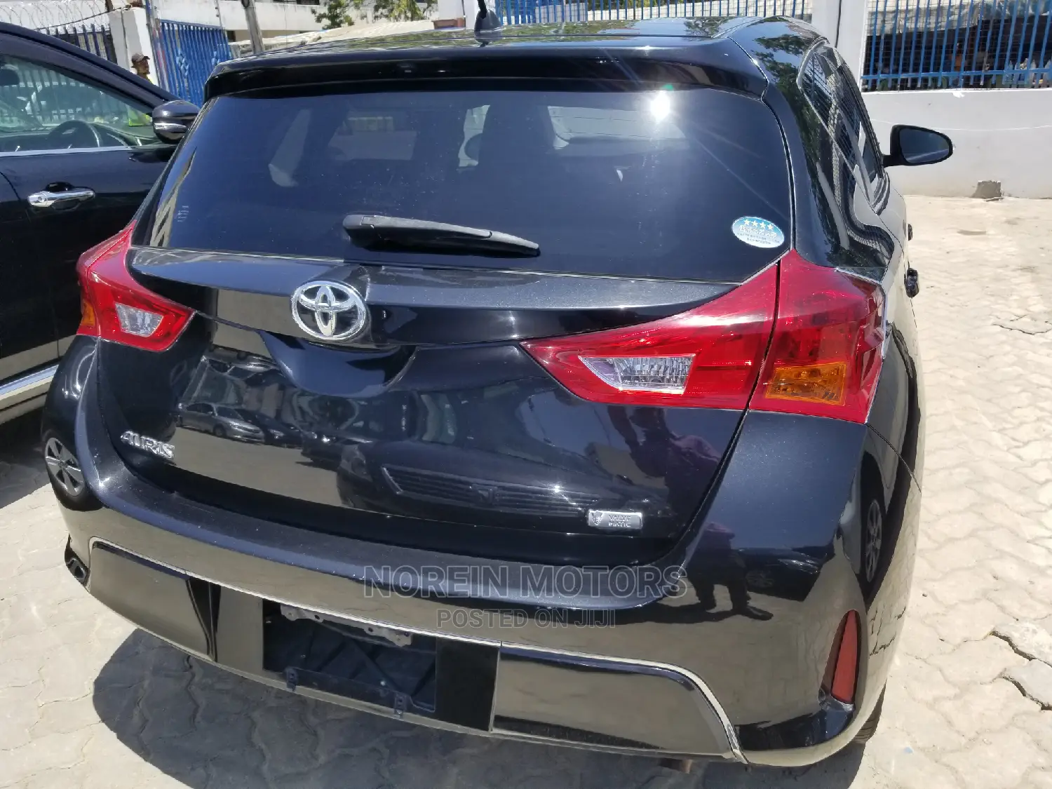 Toyota Auris 2015 Black