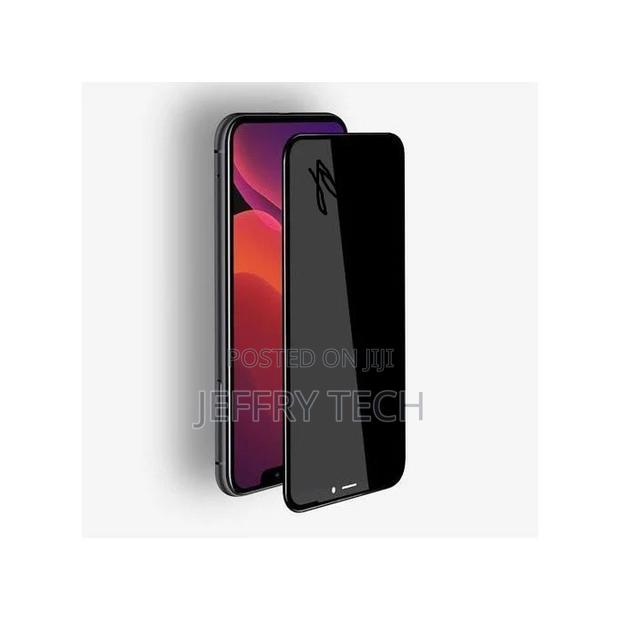 iPhone 12 Pro Max Privacy Screen Protector - Black - thumbnail 2