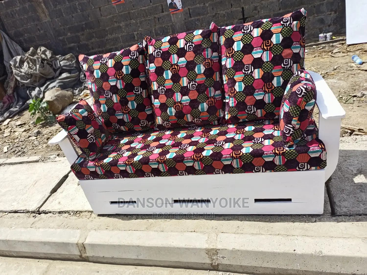 Pallet Three Seater for Sale