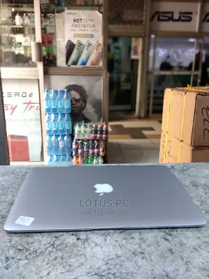 Laptop Apple MacBook Air 2015 8GB Intel Core I5 SSD 256GB