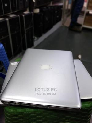 Laptop Apple MacBook Pro 4GB Intel Core I5 HDD 500GB - thumbnail 2