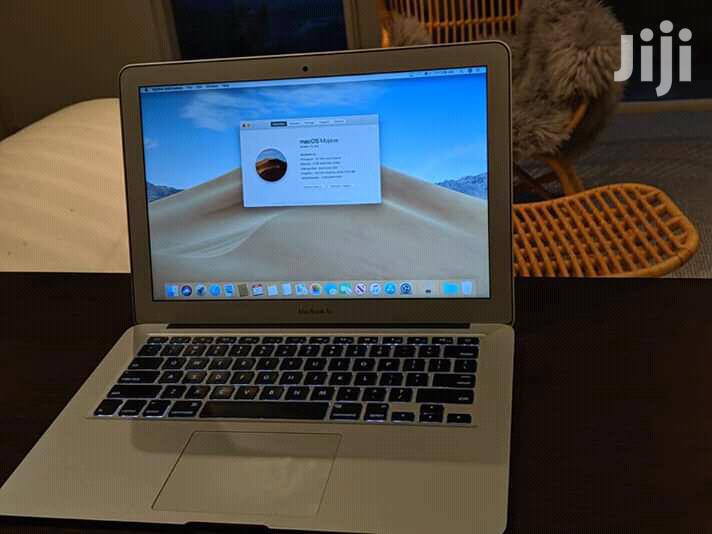 Laptop Apple MacBook Air 13.3" 256GB SSD 4GB RAM