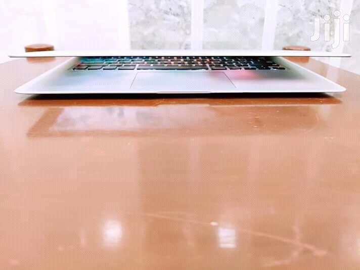 Laptop Apple MacBook Air 8GB Intel Core i5 SSD 256GB