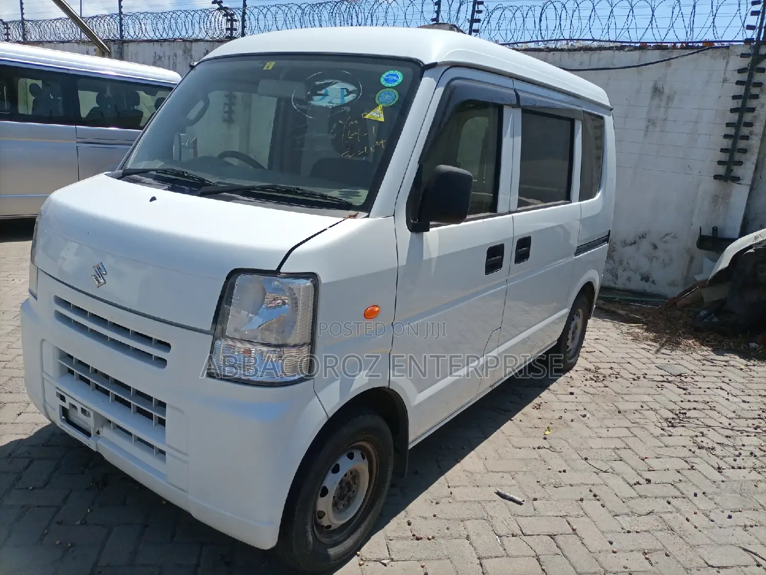 Suzuki Every Wagon 2015 White