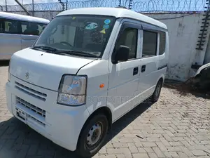 Suzuki Every Wagon 2015 White