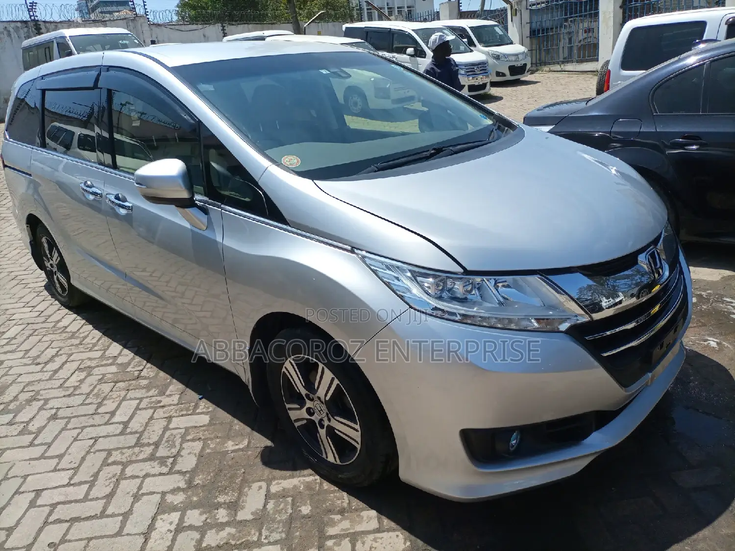 Honda Odyssey 2.4 G 2WD (8 Seater) 2015 Silver