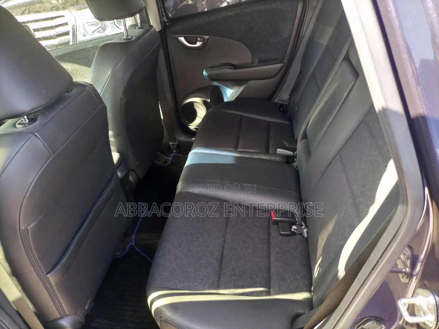 Honda Fit Shuttle 2015 Purple