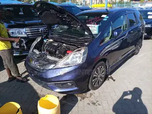 Honda Fit Shuttle 2015 Purple
