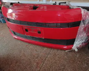 Toyota Spade Nosecut