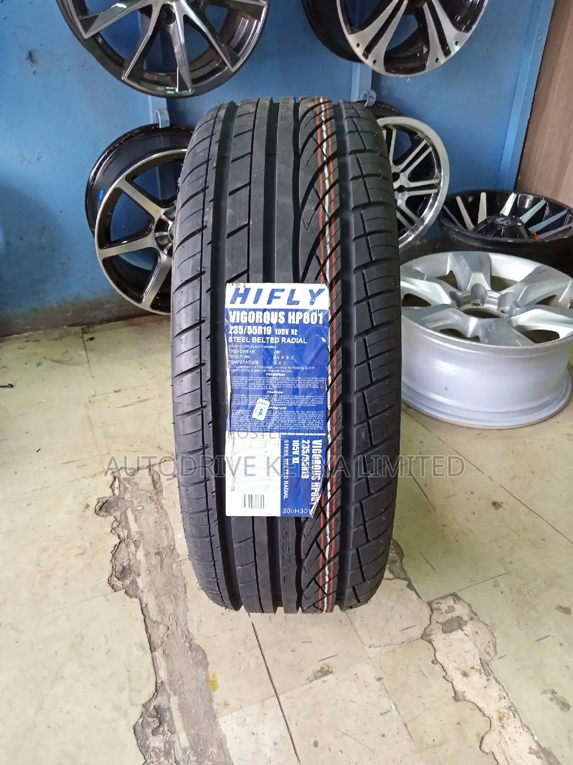 235/55r19 Hifly 105V