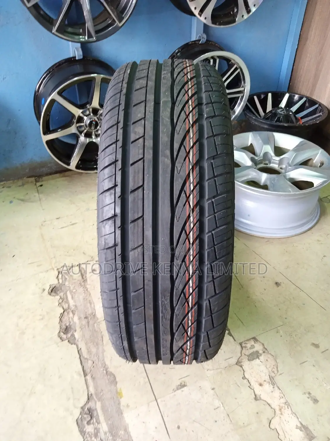 235/55r19 Hifly 105V