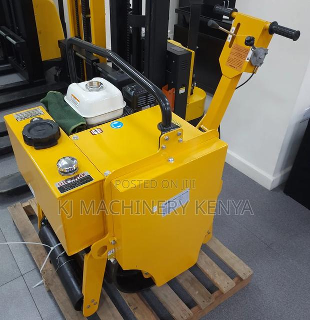 Honda Engine Pedestal Single Drum Roller