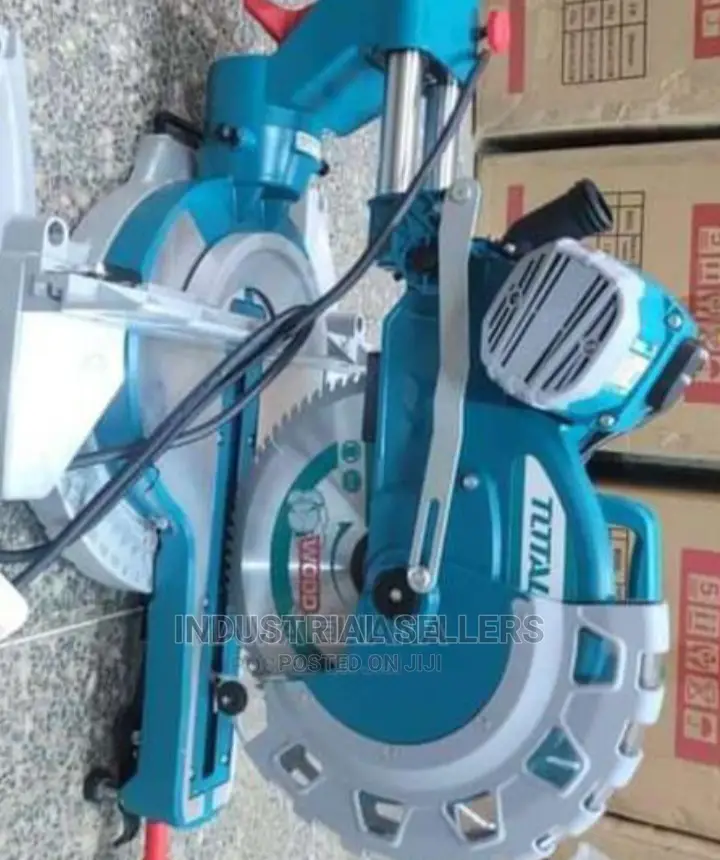 Result Oriented 1800watts Total Mitre Saw