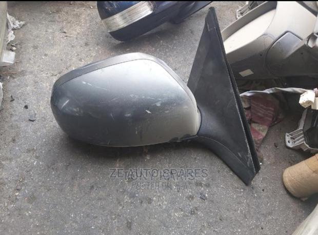 Swift 2010 Side Mirror