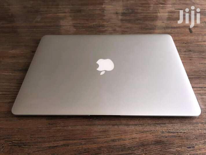 Laptop Apple MacBook Air 8GB Intel Core i5 SSD 256GB