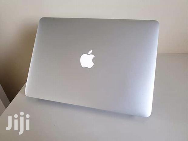 Laptop Apple MacBook Air 8GB Intel Core i5 SSD 256GB - thumbnail 4