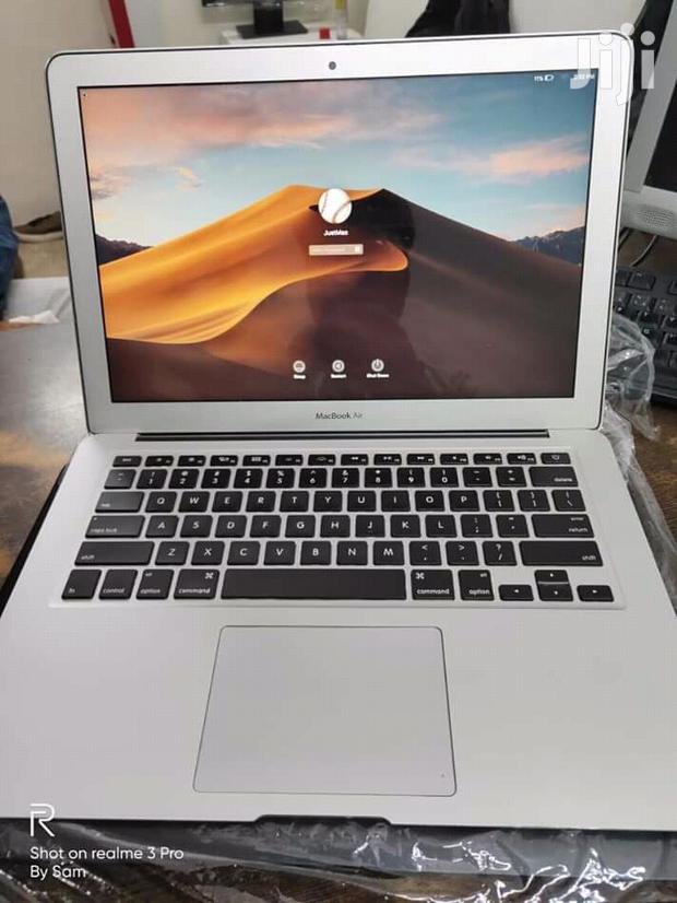 Laptop Apple MacBook Air 8GB Intel Core i5 SSD 256GB - main view