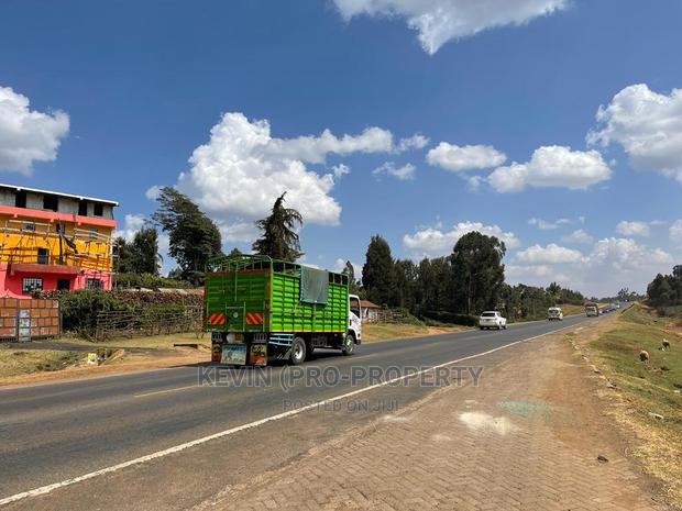 Commercial Plot for Sale Along Nairobi-Nakuru Road in Limuru - main view
