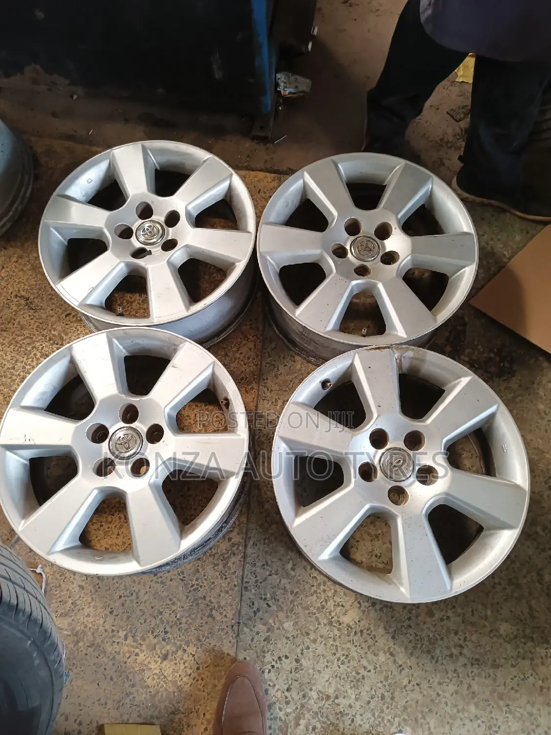 Toyota Sport Rims Size 17