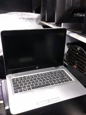 Laptop HP EliteBook 745 G4 4GB AMD A8 HDD 500GB