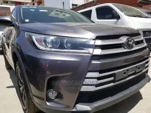 Toyota Kluger 2015 Gray