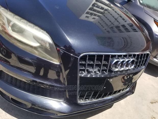 Audi Q7 2016 Black - thumbnail 2