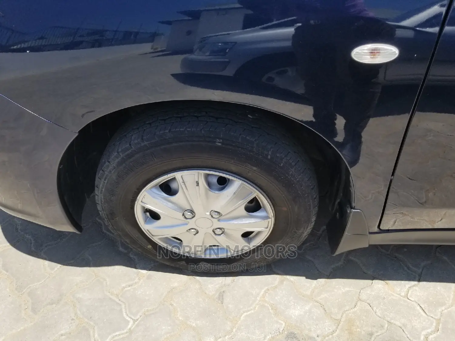 Nissan Advan 2015 Blue