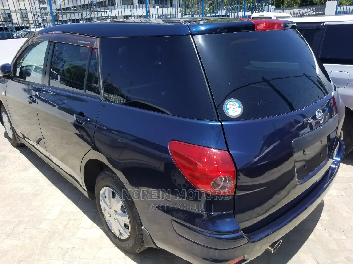 Nissan Advan 2015 Blue