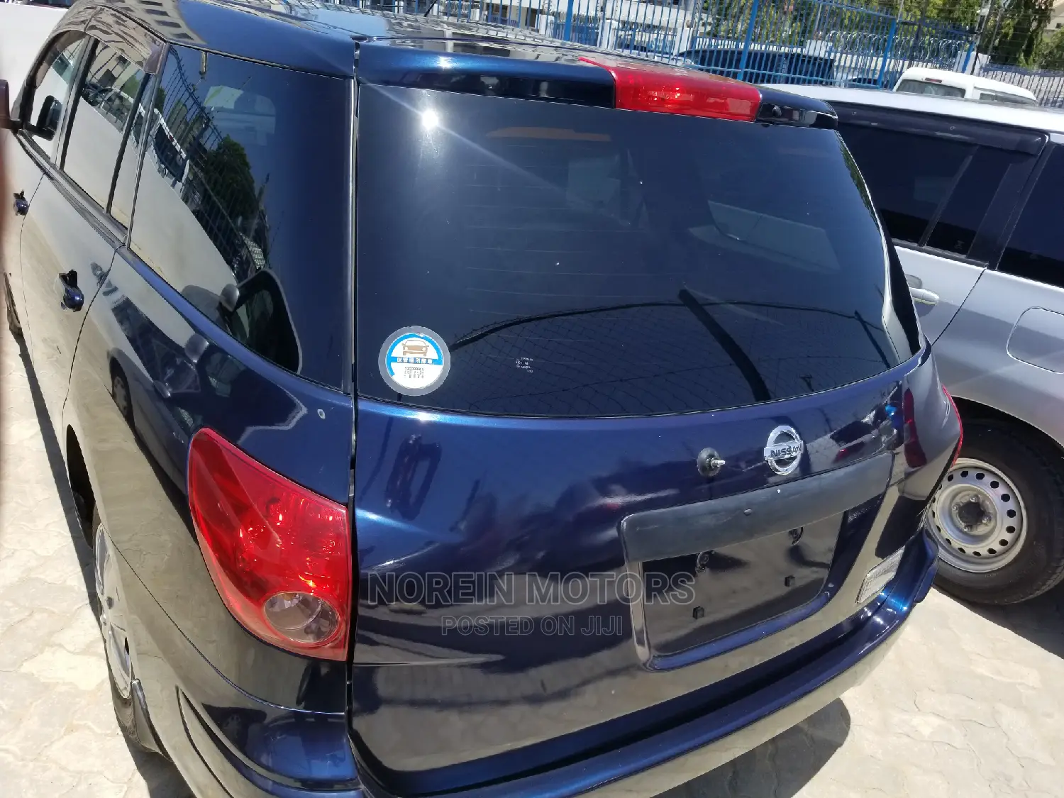 Nissan Advan 2015 Blue