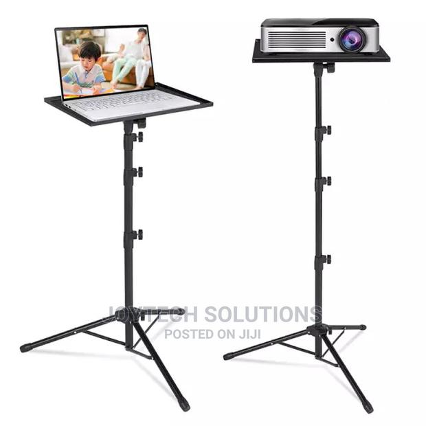 Projector Stand - main view
