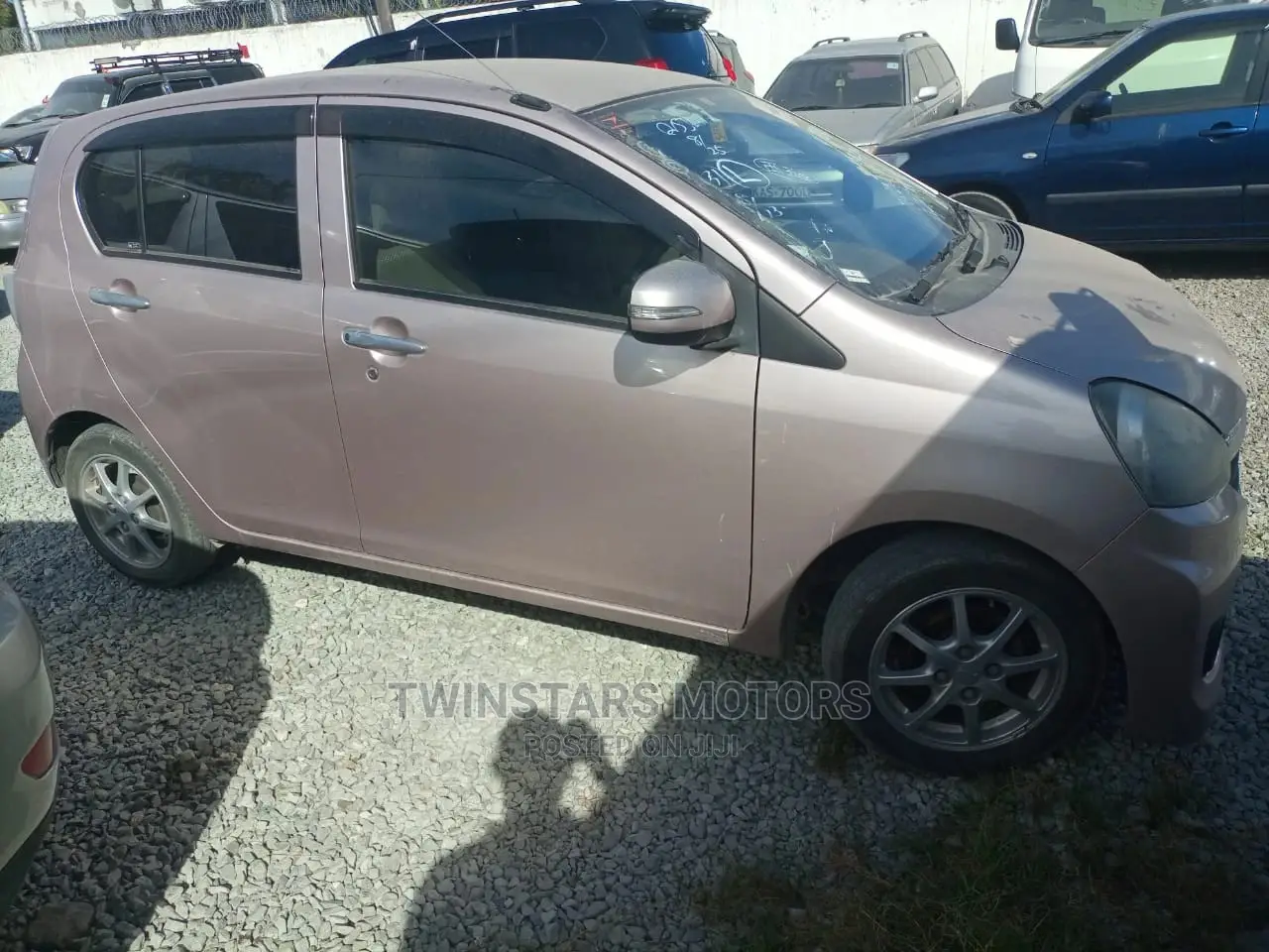 Daihatsu Mira 2015 Beige