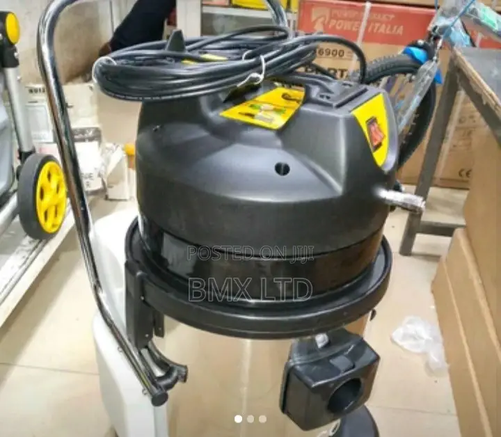 Commercial Vacuum Cleaner.