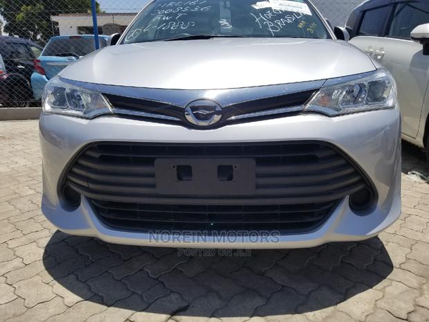 Toyota Corolla Fielder 2016 Silver - thumbnail 2