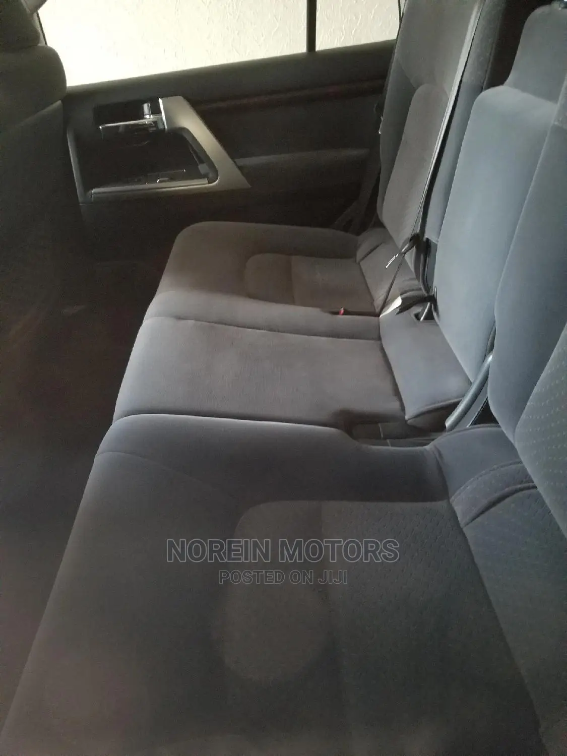 Toyota Land Cruiser 2014 White