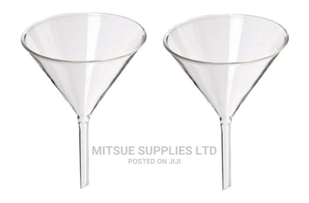 A Set of 10 Funnel Glass (90mm/100mm)