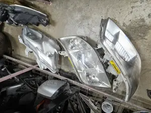 Fielder Nze 2005 Headlights Xenon