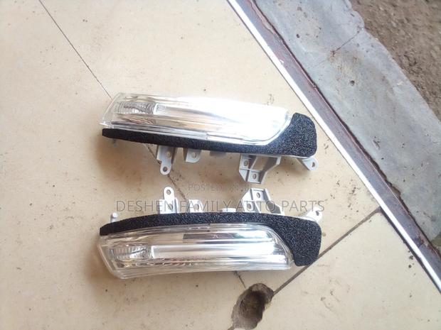 Prius/Wish/Ractis Side Mirror Indicator - main view