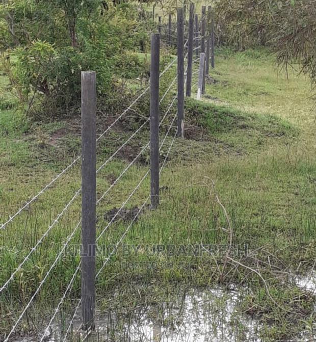 Plastic Fencing Poles - thumbnail 6