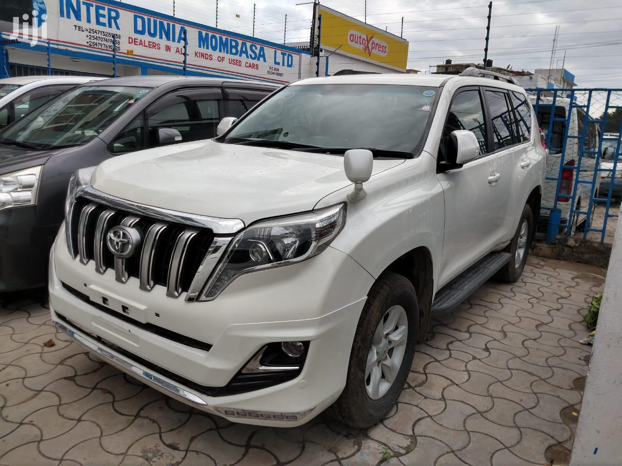 Car Hire Services [Axio, Noah/Voxy/Vanguard/Prado]