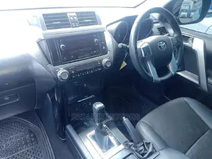 Toyota Land Cruiser Prado 3.0 D-4d (172 Hp) 2016 Black