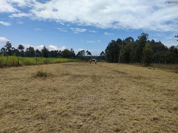 Karatina/Hiriga 1acre - thumbnail 8