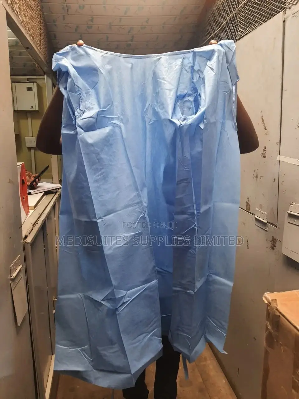Surgical Gowns( Sterile?