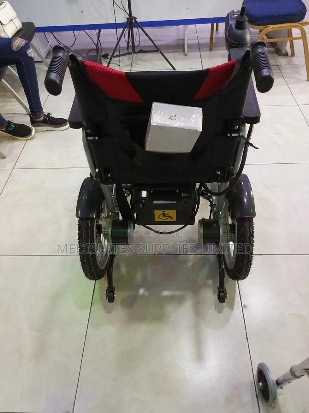 Electric Wheelchair - thumbnail 2