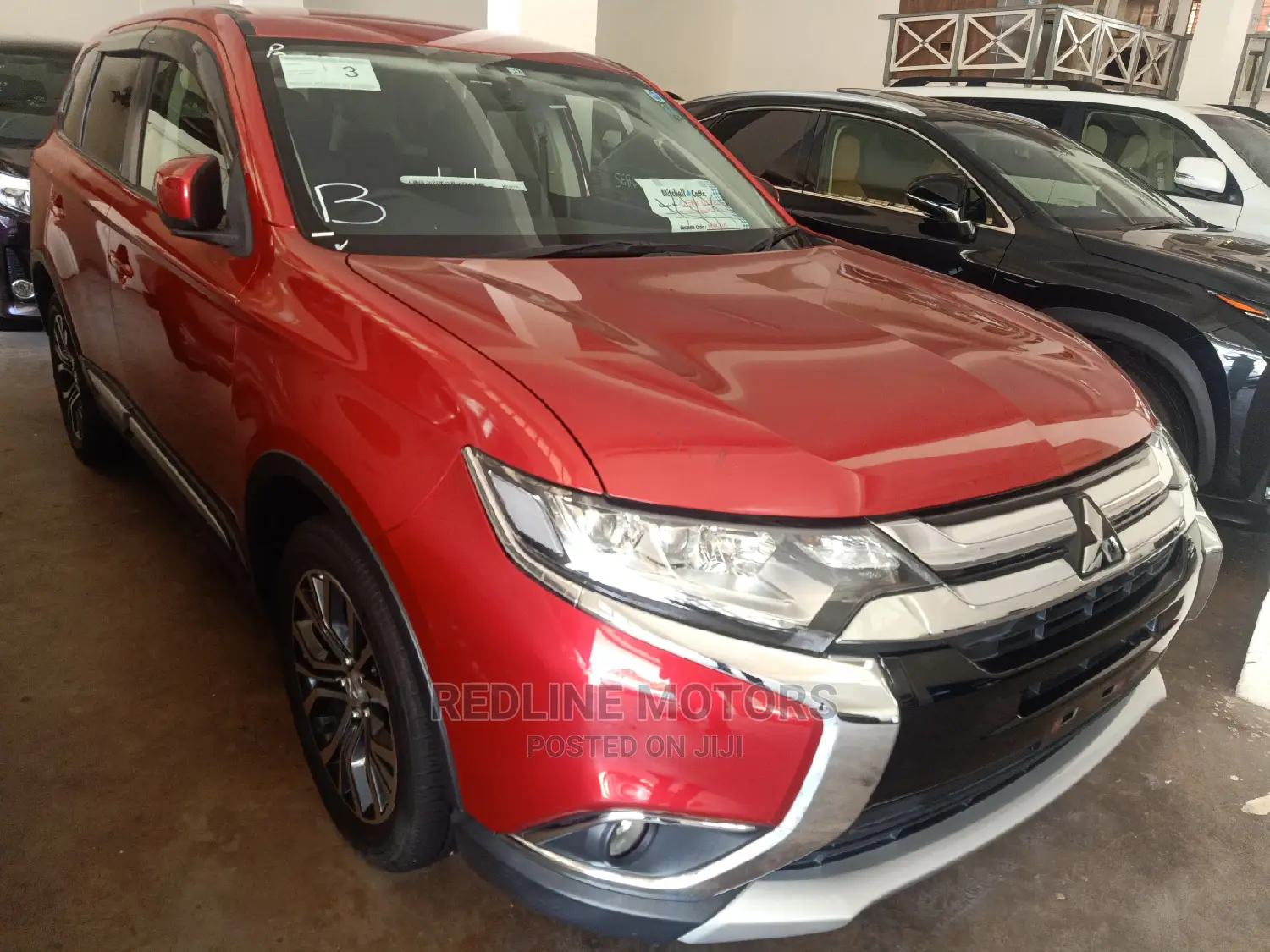Mitsubishi Outlander 2016 Red