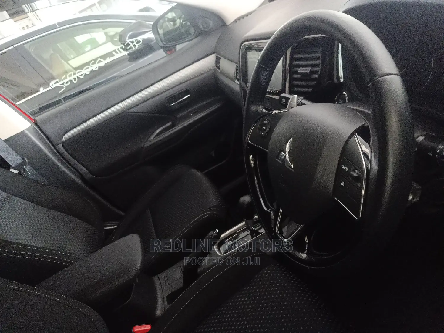 Mitsubishi Outlander 2016 Red